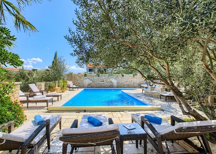 Villa Kos Murter Apartments