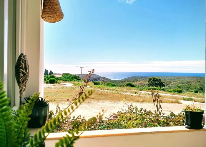 Bela Vista_ Cozy Apartment With Sea View
