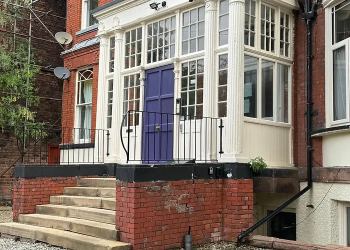 Airy Apartment Sefton Park
