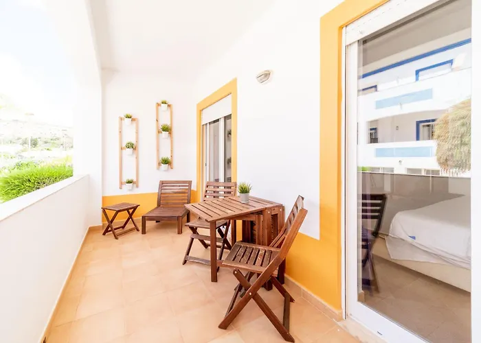 Oasis Beach Apartments