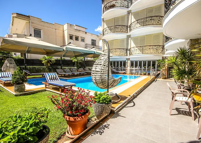 Vila Mateus Himare