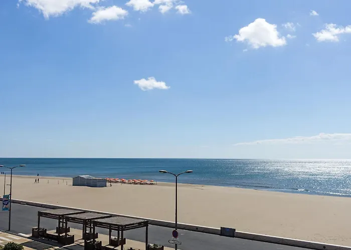 Apartment Les Romarins By Interhome