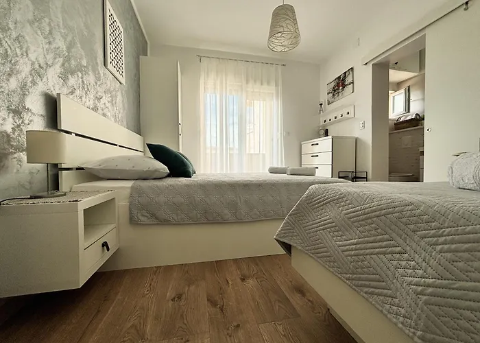 Sea & Sun Apartments Tucepi