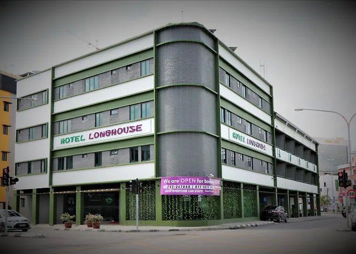 Hotel Longhouse