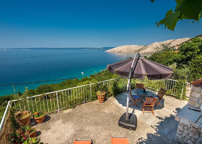 Schöne 1-Zimmer-Wohnung In Stara Baška