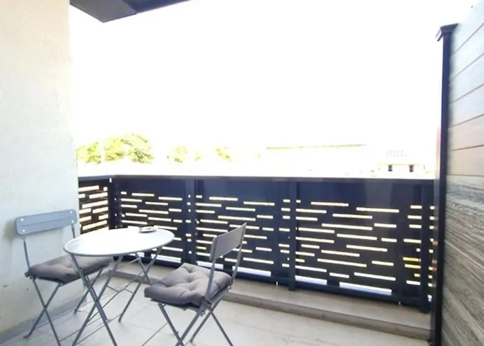 Bb Residence