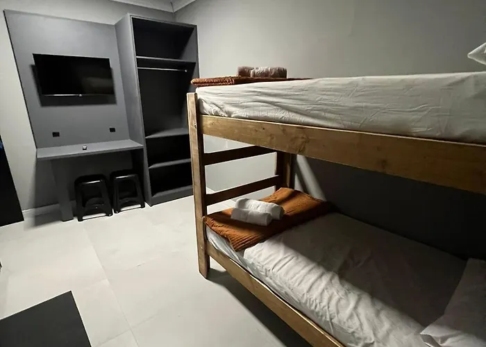 Hospedagem Confortável e Prática para viajantes e férias - Próxima à BR-101