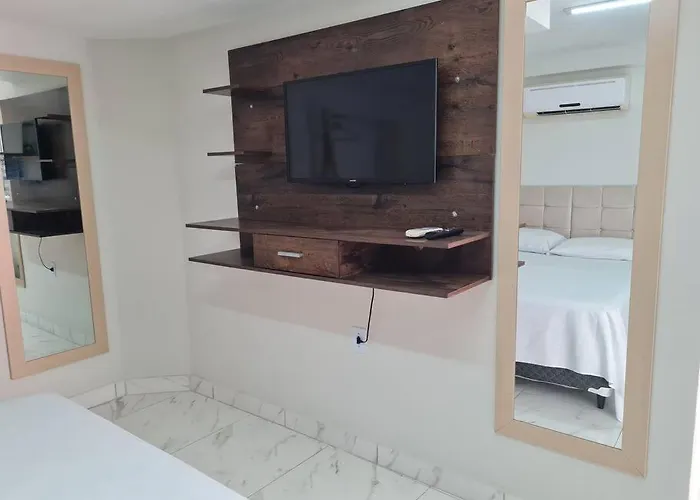 Kitnet 13 Central Com Ar Tv Smart Completa
