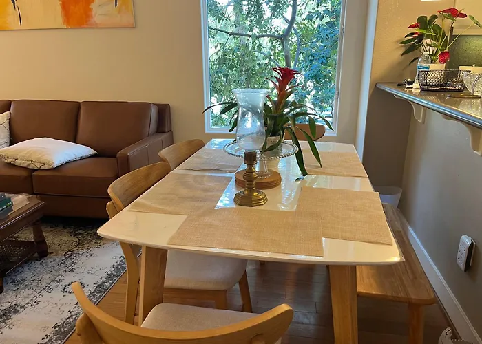 Luxury 3 Bedroom 3 Bathroom Silicon Valley Retreat Near Stanford Meta Gooogle