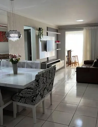 Apartamento com ótima localização