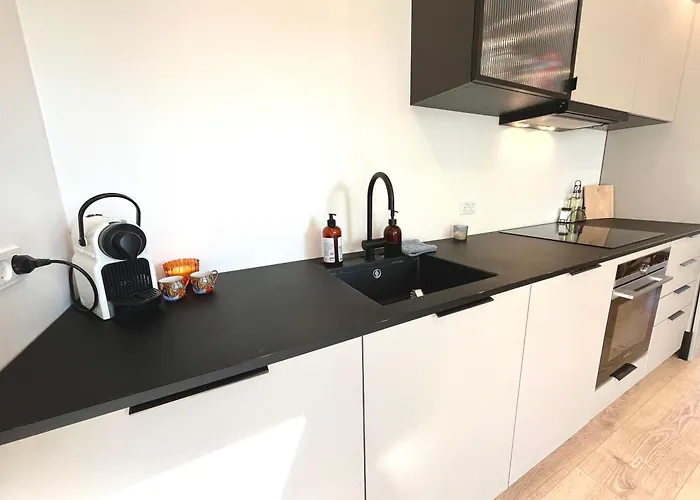 Modern Apartment Close To City