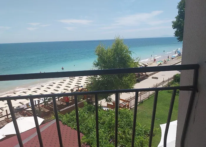 Aura Family Hotel