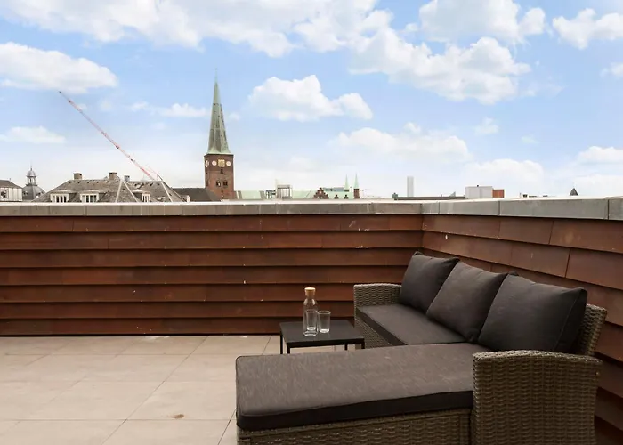 Penthouse In City Center W Private Rooftop Terrace