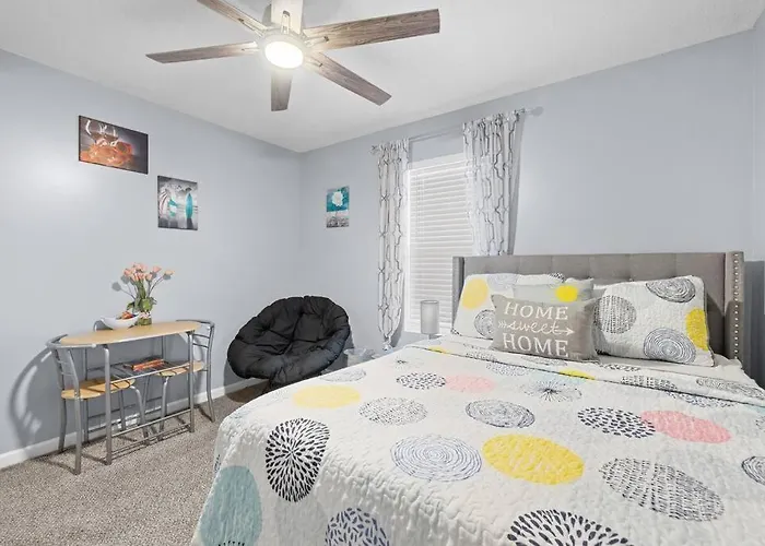 2 Rooms Private Entry No Shared Spaces By Downtown