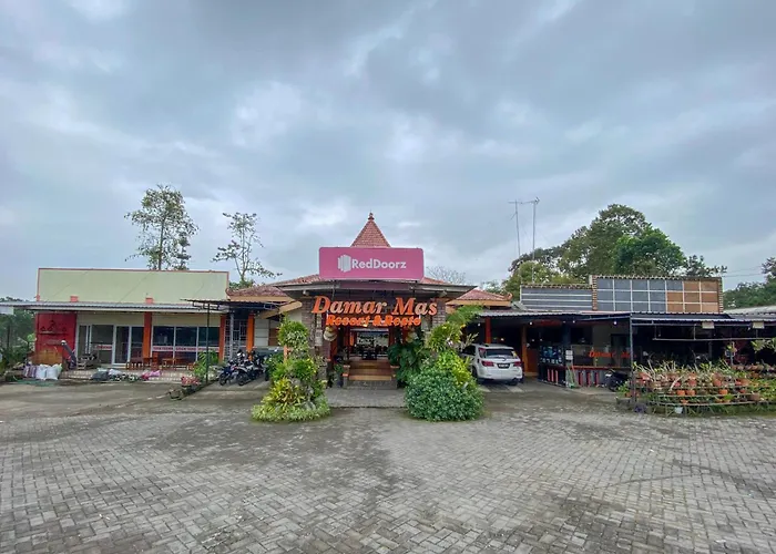 Reddoorz At Damar Mas Gunung Kelud Kediri
