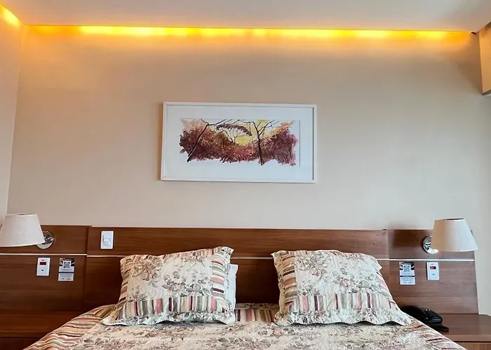Flat no Condomínio do Edifício Tropical Executive e residence com Vista para o Rio