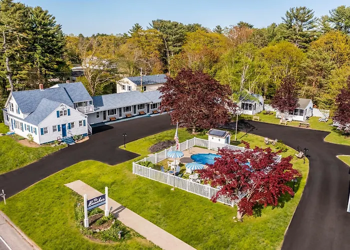 The Beaches Guestrooms And Cottages
