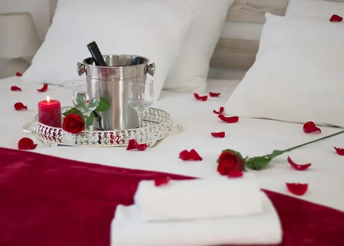 Aparthotel "Queen Zina"
