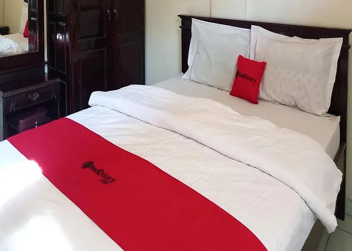 Reddoorz Syariah At Hotel Pandan Wangi Near Alun Alun Sidoarjo
