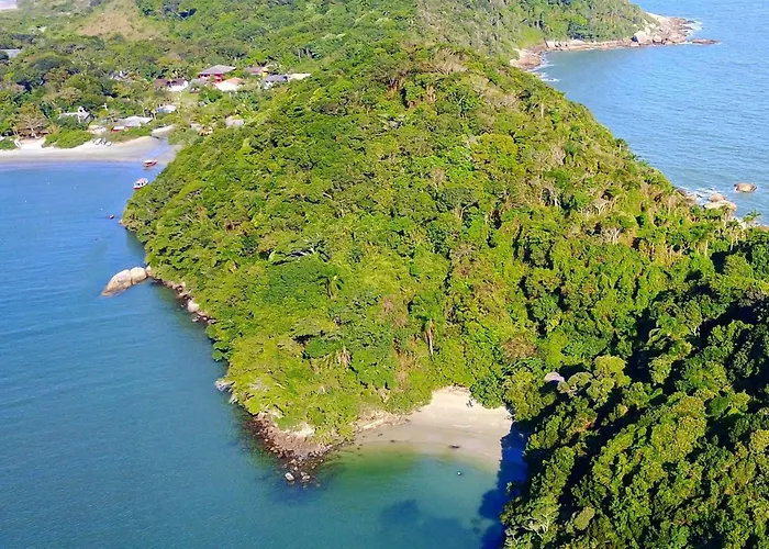 Ilha do Mel Casa Suítes com ar e Cafe da manha