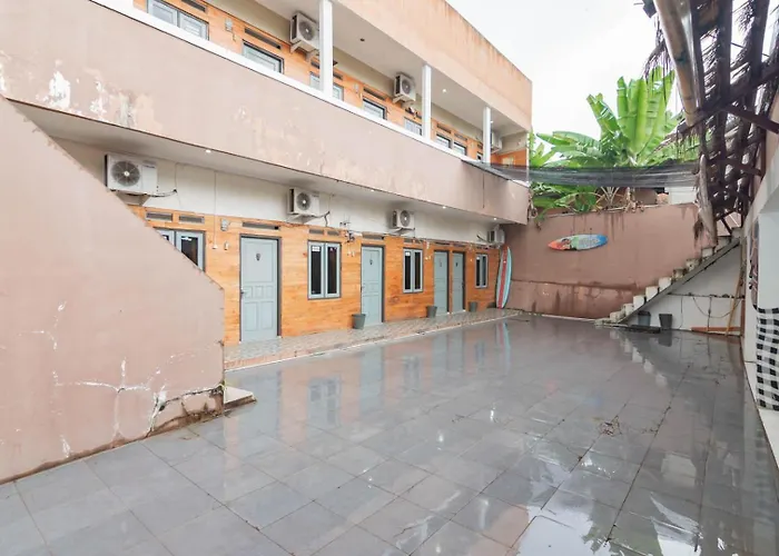 Reddoorz Near Pantai Karang Hawu Pelabuhan Ratu