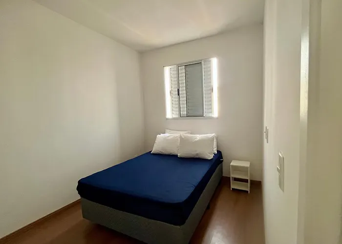 Apartamento para até 6 em condomínio com piscina