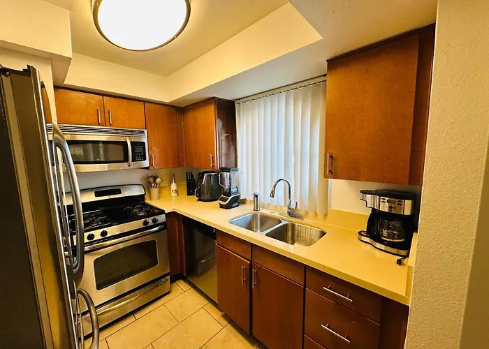 Mid-City Charm 2Br Near Las Hotspots!