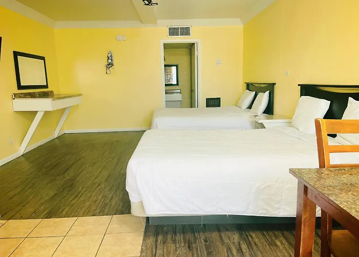 Sea Shell Inn On The Beach