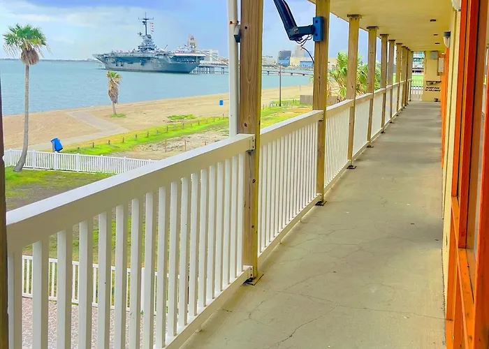 Sea Shell Inn On The Beach