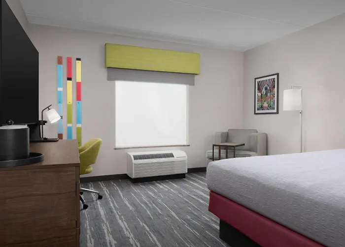 Hampton Inn & Suites Durham North I-85