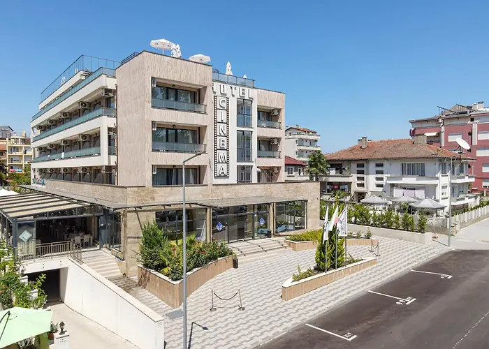 Cinema Hotel