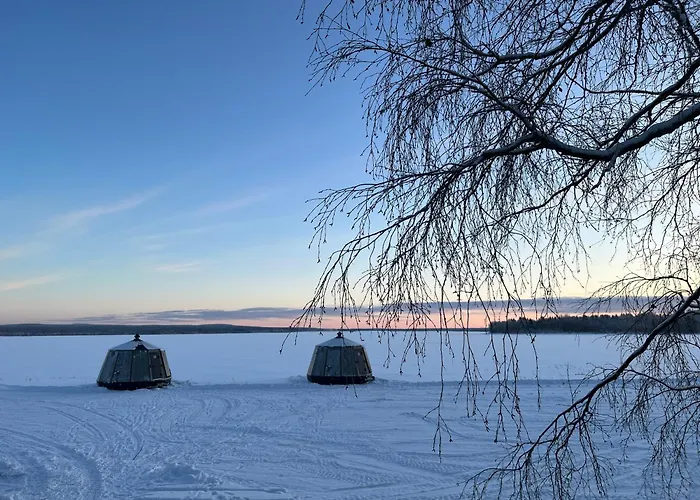 Vikajaervi Lake View Experience Igloos