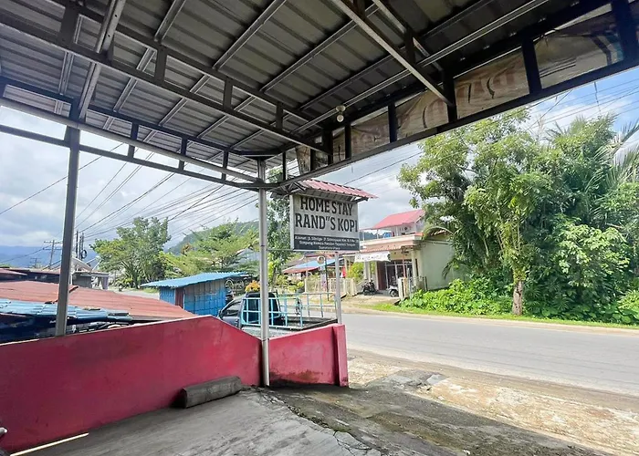 Homestay Rand'S Kopi Pandan Syariah Mitra Reddoorz