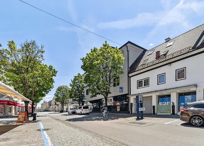 Limehome Bad Hall Hauptplatz