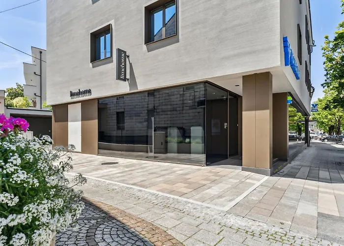 Limehome Bad Hall Hauptplatz