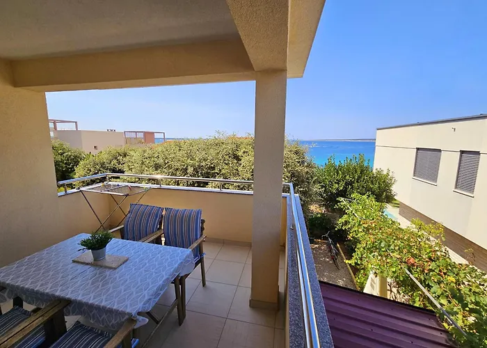 Apartments Cikac II - Modern Apartments By The Beach