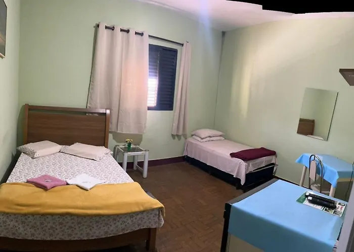 Hotel Shangri-La
