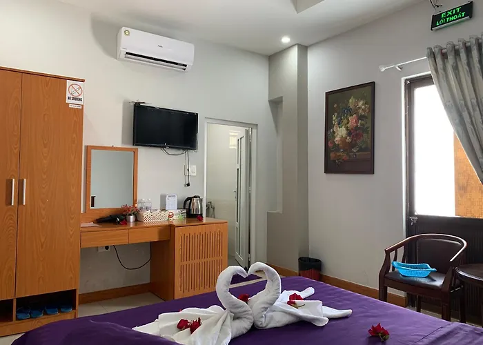 Rich Hotel