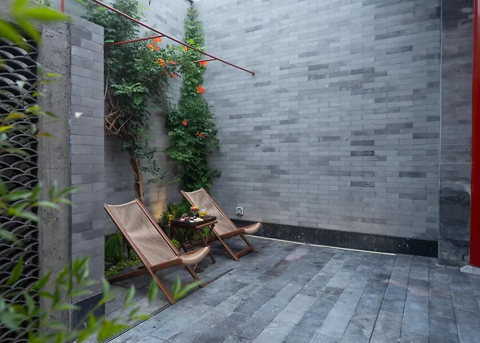 Happy Dragon Courtyard Hotel Beijing Forbidden City Lama Temple