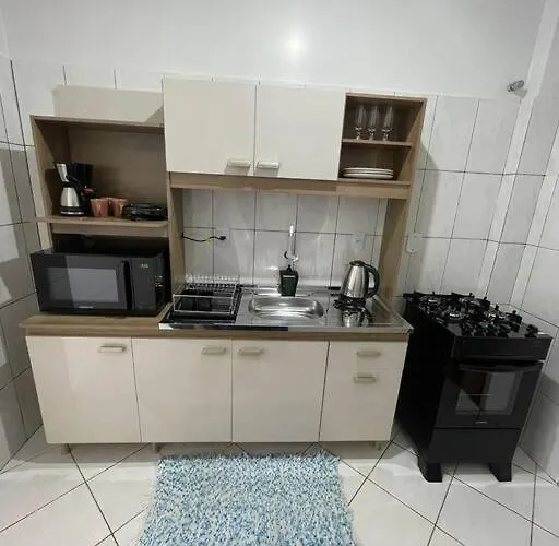 Apartamento com mobília nova 402