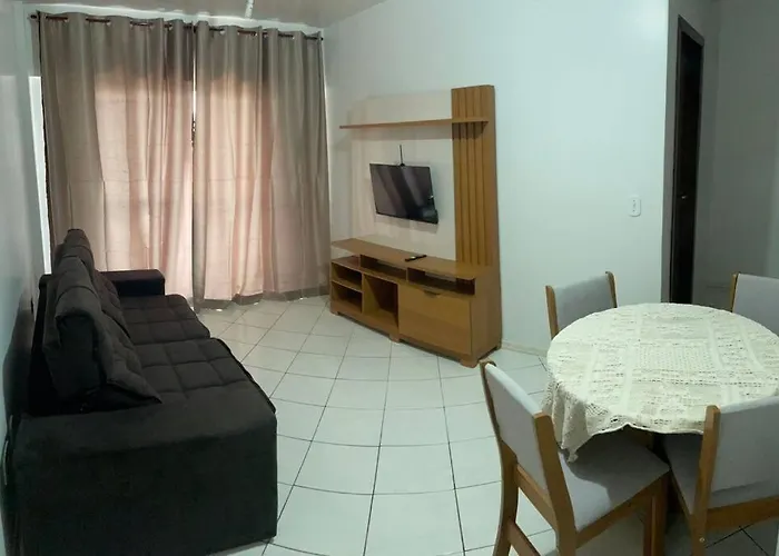 Apartamento com mobília nova 402