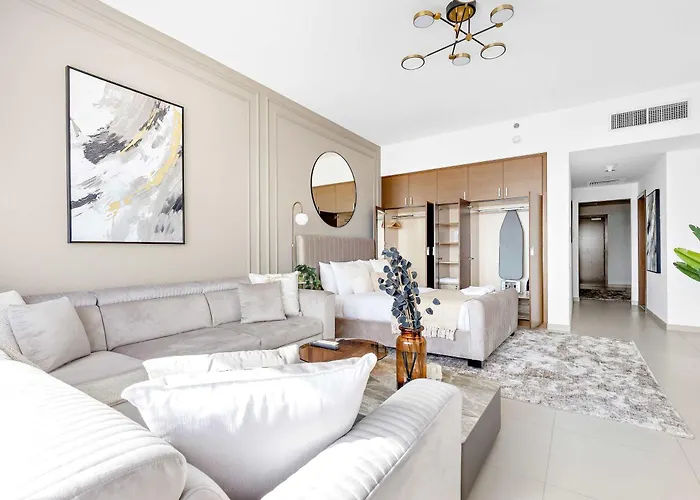 Silkhaus Vacation Homes Gate Tower Luxurious Studio With City View