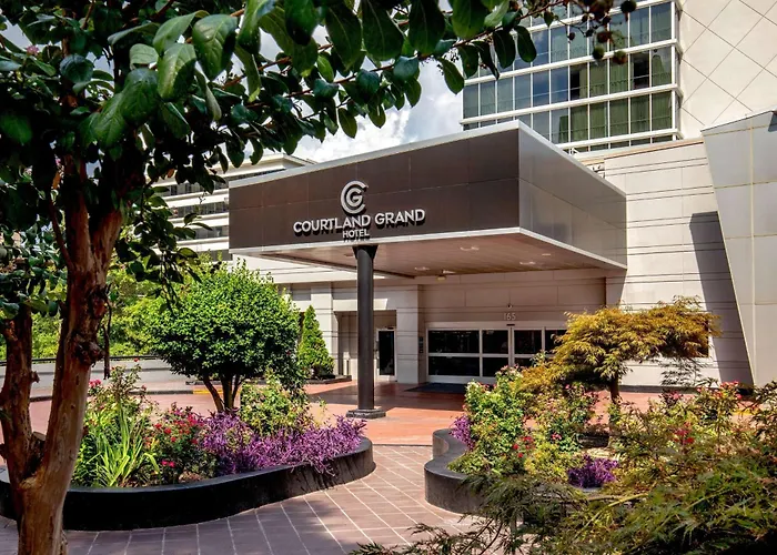Courtland Grand Hotel, Trademark Collection By Wyndham