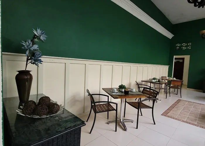 Hotel Class Colonial