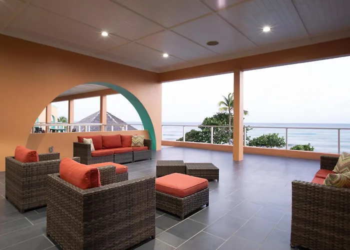 Grapetree Bay Hotel And Villas