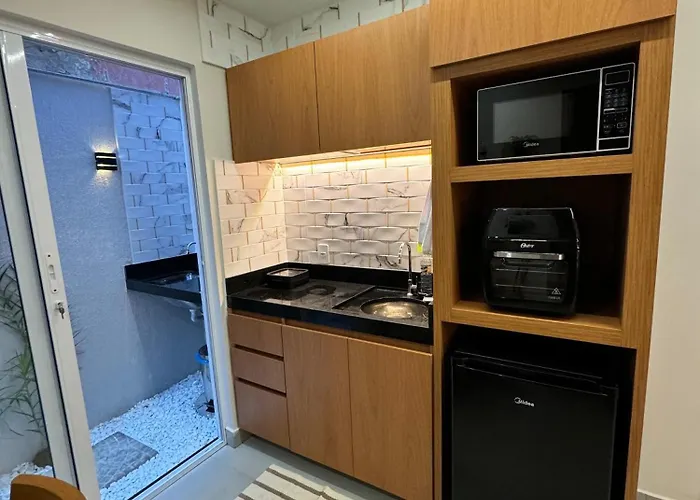 Flat Pé na Areia Iriri T03 - Conforto a 3 Min da Praia
