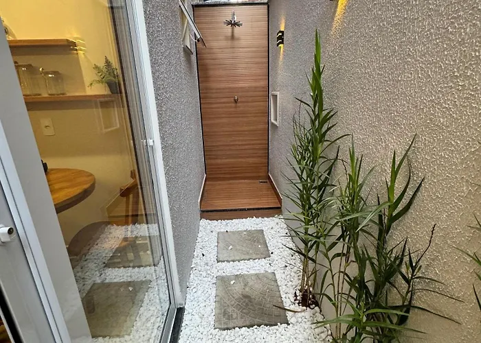 Flat Pé na Areia Iriri T03 - Conforto a 3 Min da Praia