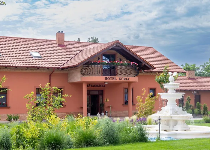 Hotel Kuria Cerveny Majer