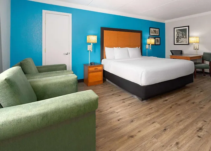 La Quinta Inn By Wyndham Pittsburgh Airport