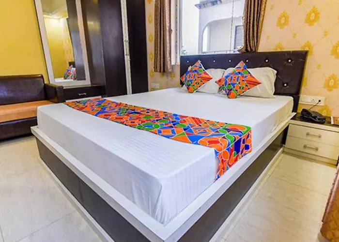 Goroomgo Anshika Inn New Town Kolkata Walking Distance, New Town Eco Park